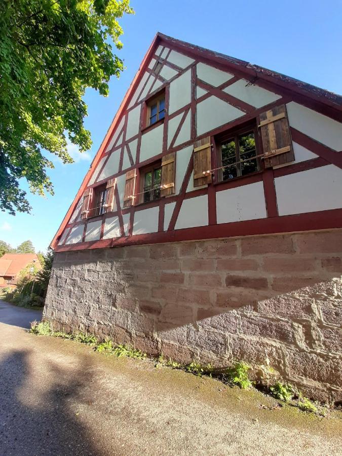 Ferienwohnung Kunst Und Kulturschuppen Hasenmuehle Kammerstein Exterior photo